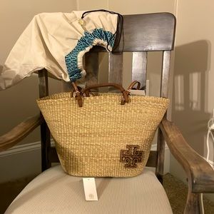 NWT Tory Burch ELLA STRAW BASKET TOTE  Pristine Condition⭐️Never Used⭐️Dust Bag
